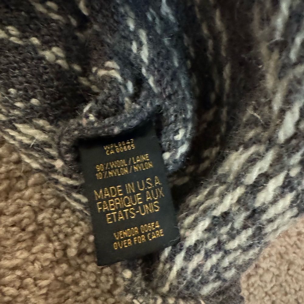 Vintage Women’s Eddie Bauer Wool Knit Sweater | Medium | Grey & Cream - Picture 6 of 8